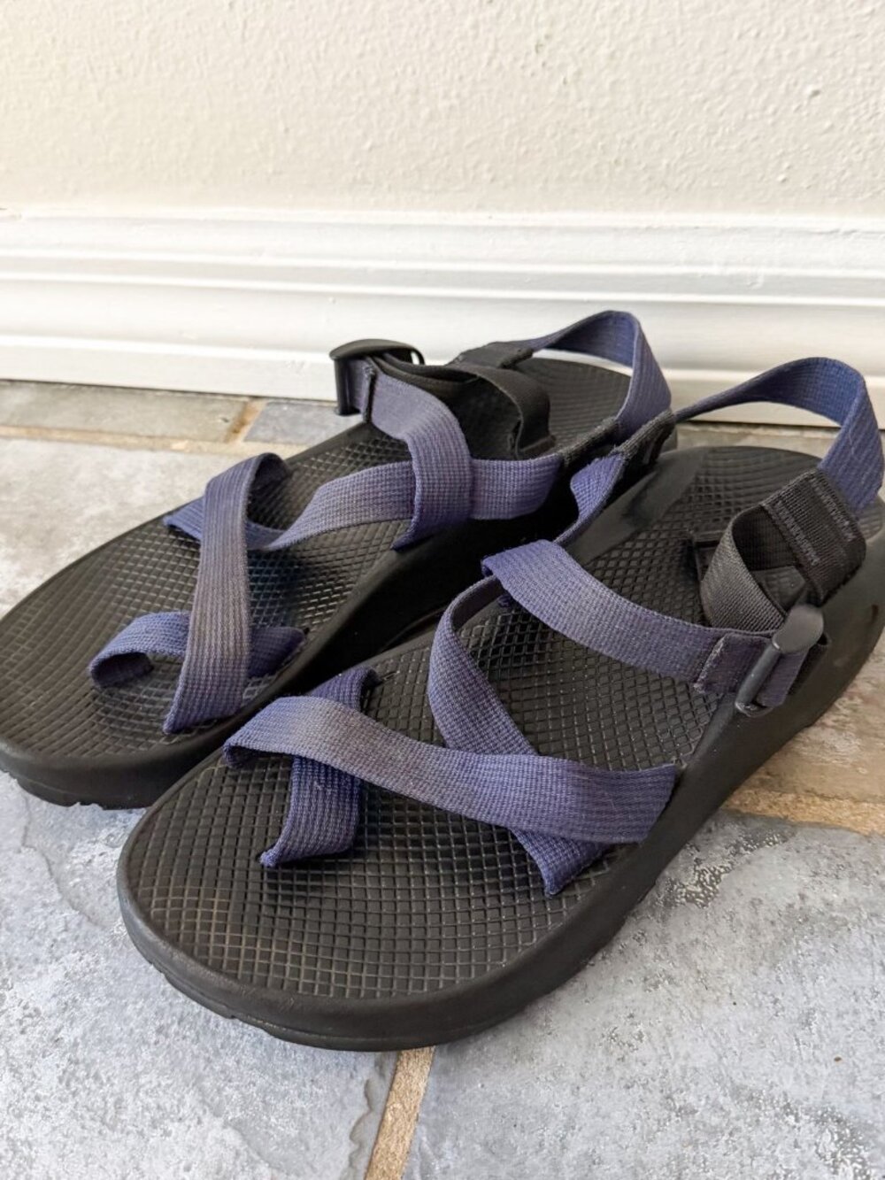 Chaco Z Strap Sandals Navy Blue Black Vibram Sole Hiking Outdoor Mens Size 9